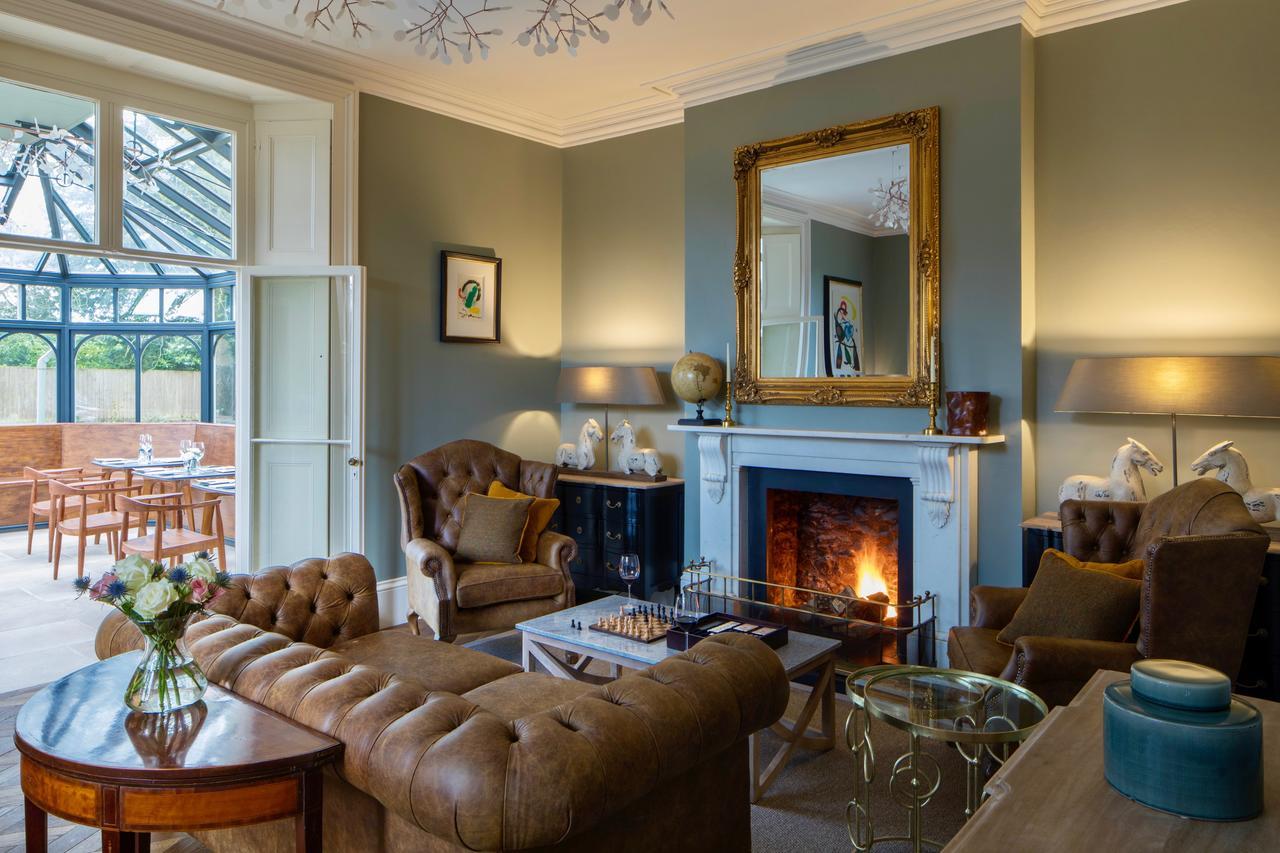 Crestow House Hotel ภายนอก รูปภาพ