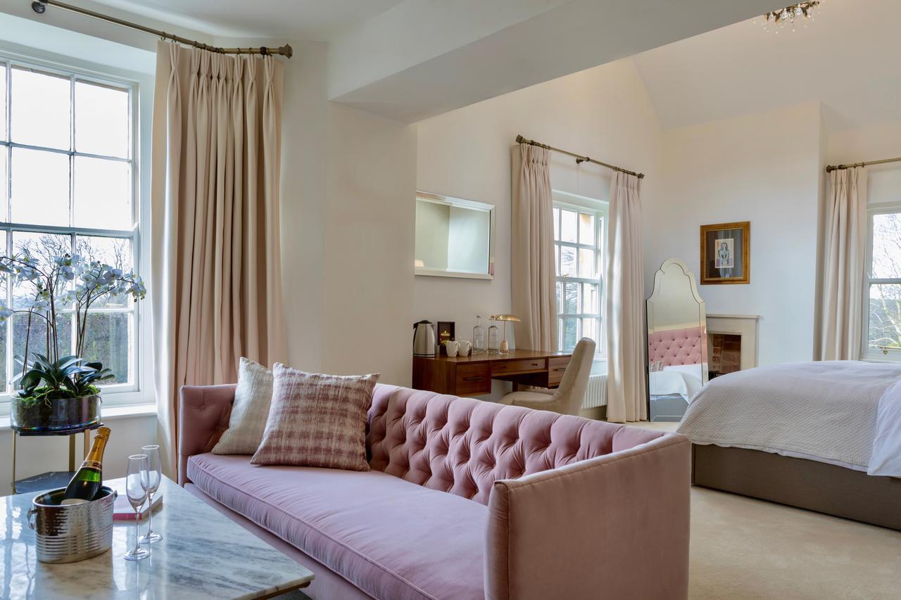 Crestow House Hotel ภายนอก รูปภาพ