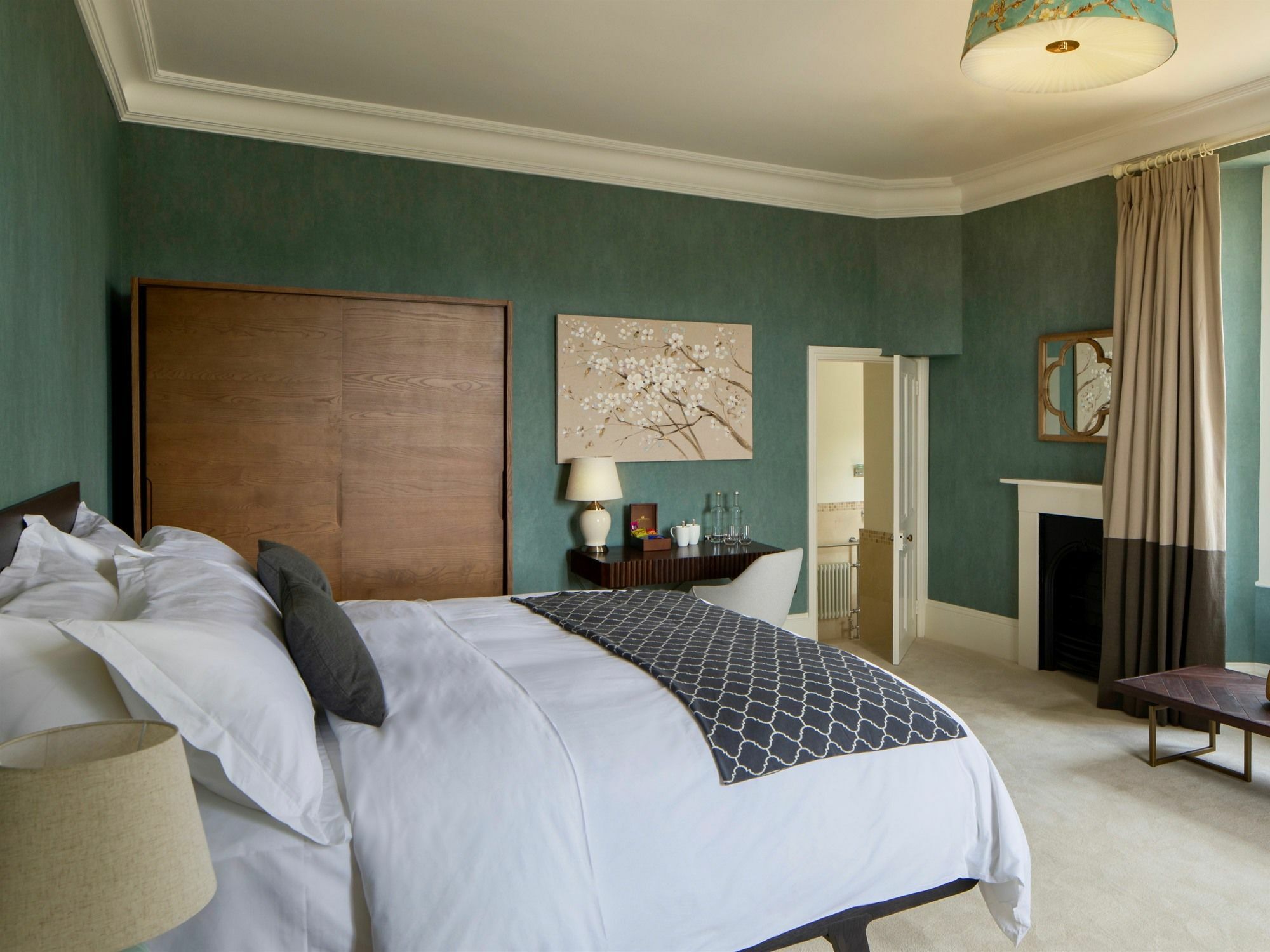 Crestow House Hotel ภายนอก รูปภาพ
